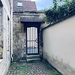 Duplex Centre Historique Abbaye Aux Hommes Апартаменты *