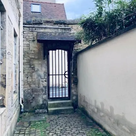Duplex Centre Historique Abbaye Aux Hommes דירה *